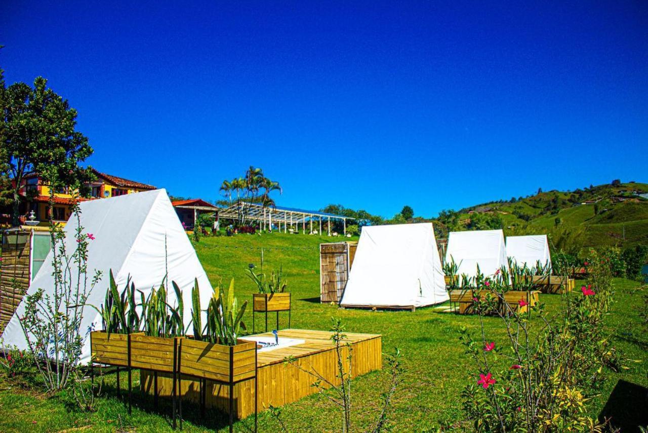 Aw Guatape Glamping Resort Dış mekan fotoğraf