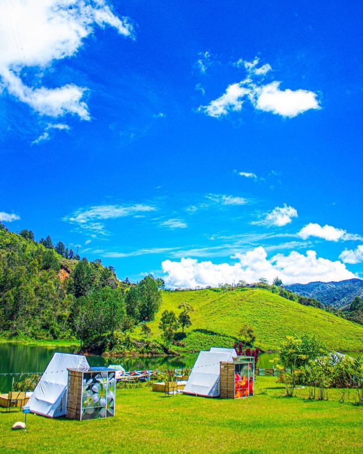 Aw Guatape Glamping Resort Dış mekan fotoğraf