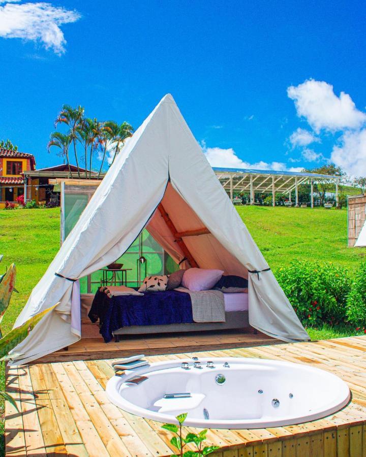 Aw Guatape Glamping Resort Dış mekan fotoğraf